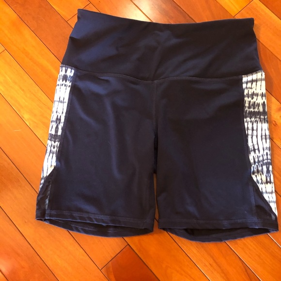 Gaiam Womens Workout Biker Short 